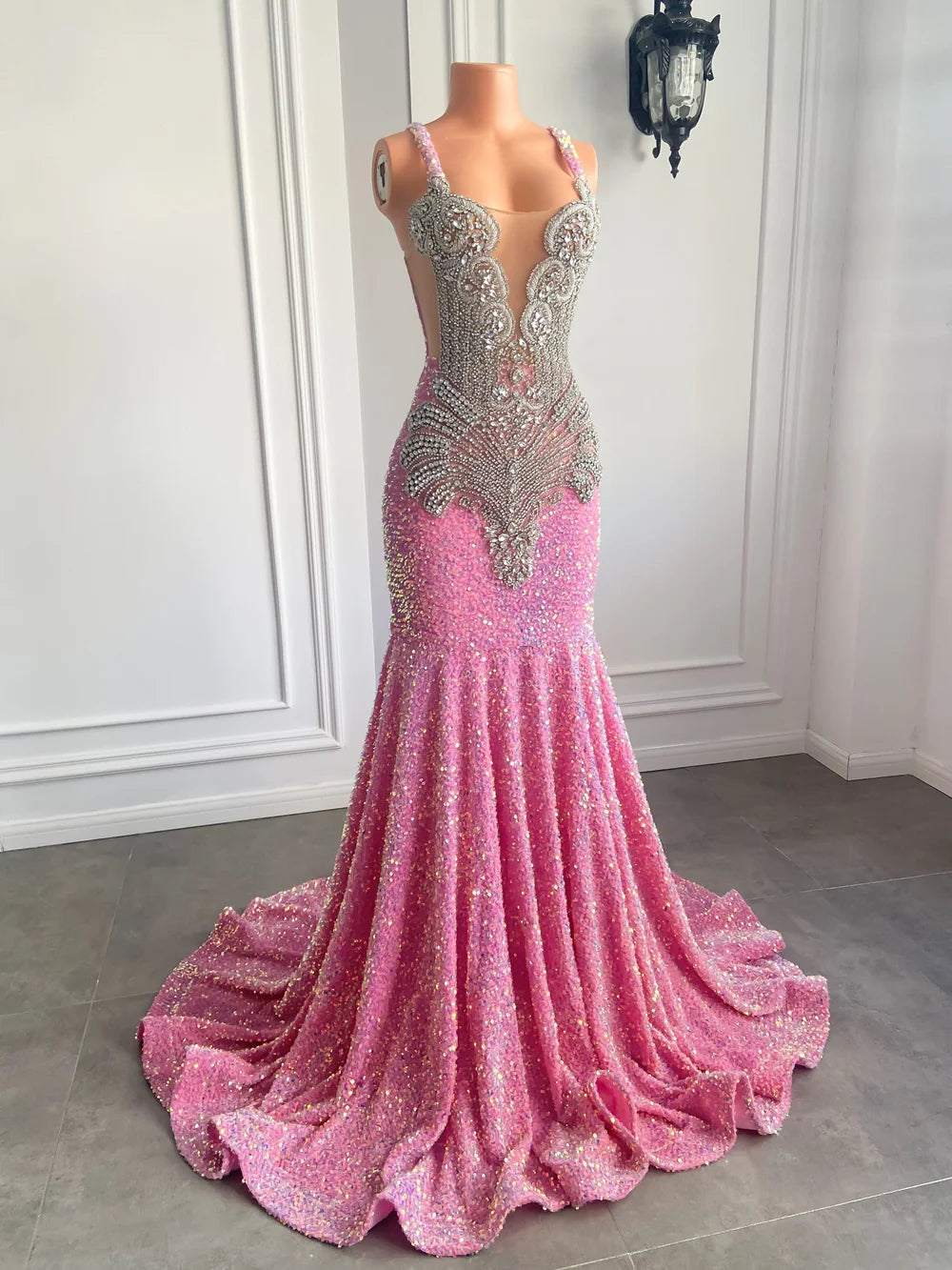 Gorgeous Long Prom Dresses 2026 Mermaid Style Luxury Sparkly Silver Crystals Red Sequin