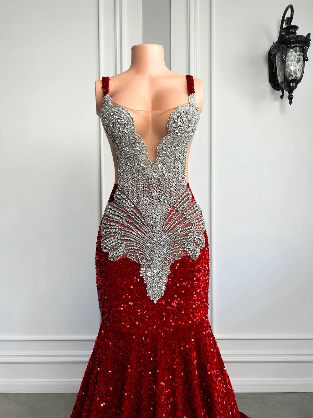 Gorgeous Long Prom Dresses 2026 Mermaid Style Luxury Sparkly Silver Crystals Red Sequin