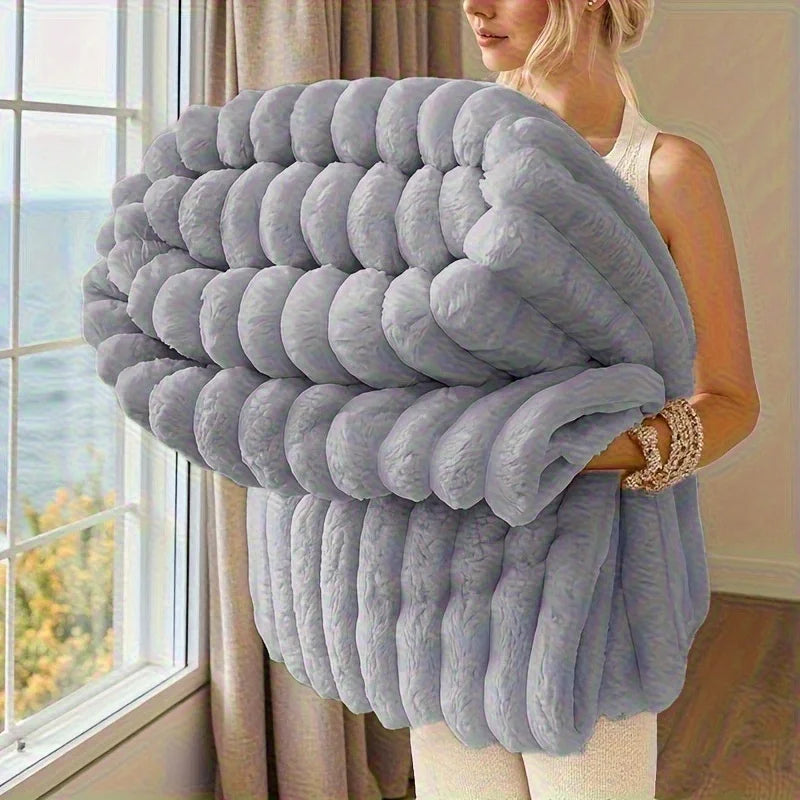 ROSEKIND Blankets 3 Size for Bed, 300GSM Soft & Warm Fleece Blanket Decorative and Giftable Striped throw blanket for All season