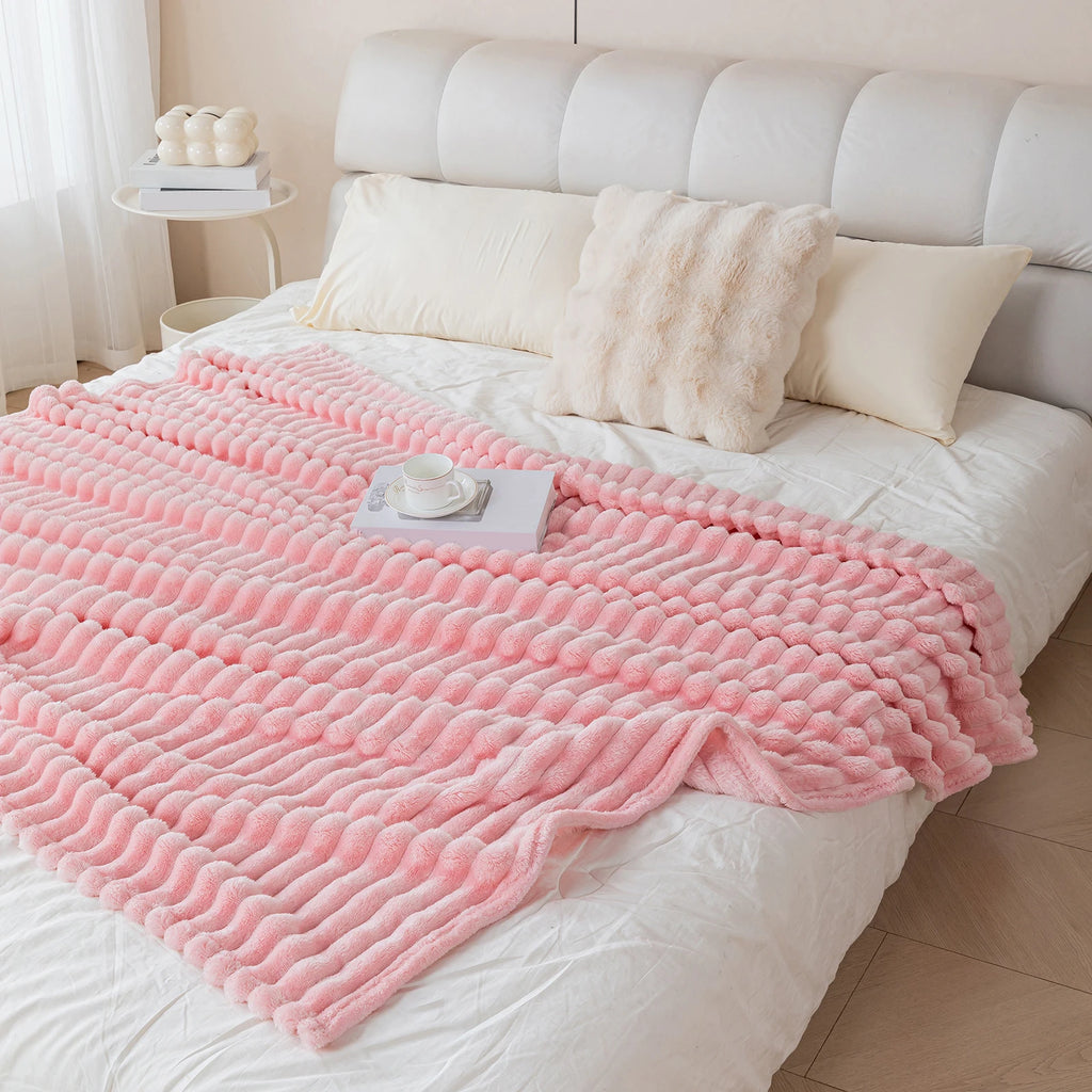 1pc Flannel Blanket - Soft, Comfortable, Warm Nap Blanket